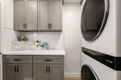 2485 Grandeur Ave, Altadena CA  91001-5548 exterior