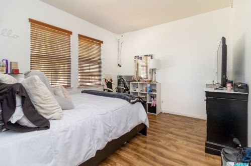 19515 Palomar St, Lake Elsinore CA  92530-6393 exterior