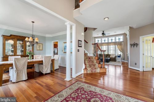 42306 Big Spg Ct, Leesburg VA 20176-6289 exterior