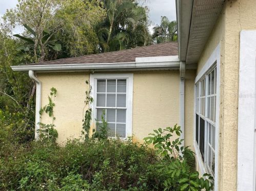 5690 Spanish Oaks Ln, Naples, FL 34119-1158