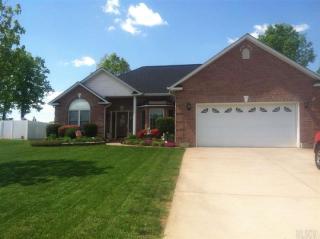 1375 Sweetbriar Ln, Hickory, NC 28602-8967
