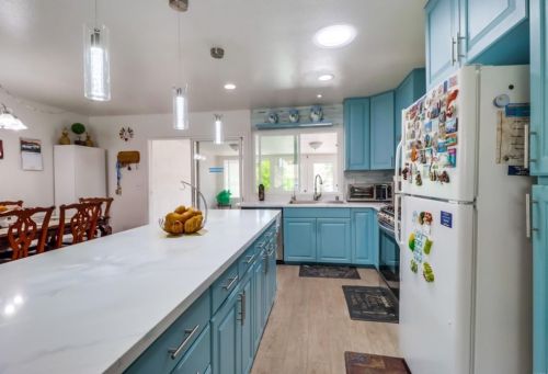 933 Dimarino St, San Diego CA 92114-3024 exterior