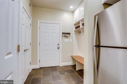 11406 Wild Bramble Way, Herndon VA  20194-1001 exterior