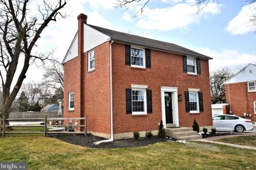 1754 Sterigere St, Norristown, PA 19403-2956