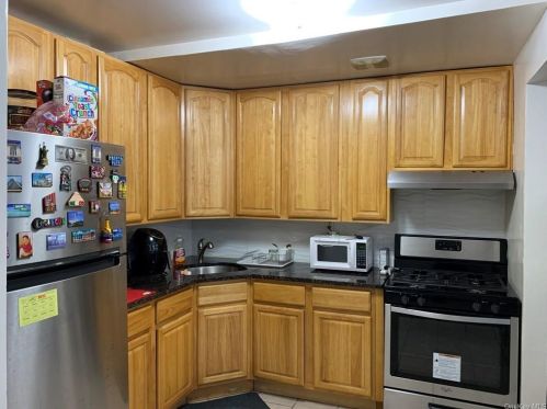 730 218th St, Bronx NY  10467-5881 exterior