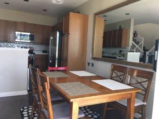 11256 Carmel Creek Rd, San Diego CA  92130-2624 exterior