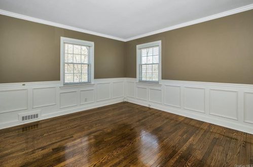 179 Benic Pl, Hawthorne NY  10532-1033 exterior