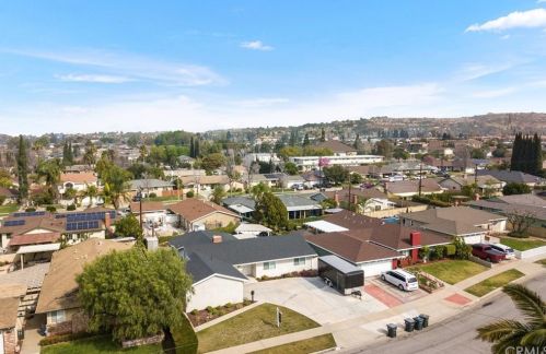 1243 Chestnut Ave, Orange CA 92867-3836 exterior