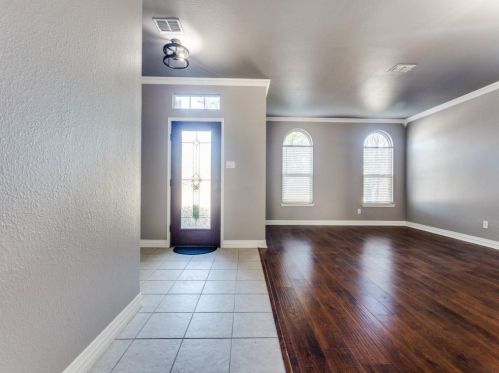 1203 Auburn Dr, St Paul, TX 75098-8413