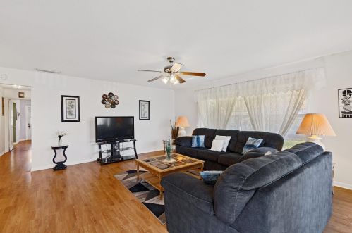 455 North Blvd, Boynton Beach, FL 33435-6609