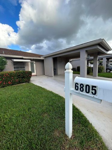 6805 Moonlit Dr, Delray Beach, FL 33446-1631