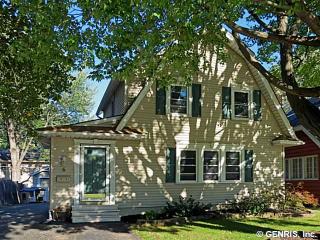 6 Beach Ter, Rochester, NY 14617-1102