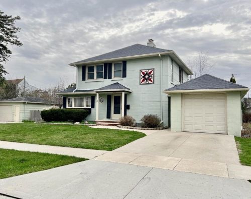 218 Roosevelt St, Fond Du Lac, WI 54935-3646