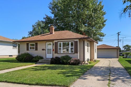 5609 47th Ave, Kenosha, WI 53144-2435