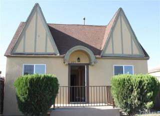 237 109th Pl, Los Angeles, CA 90061-2515
