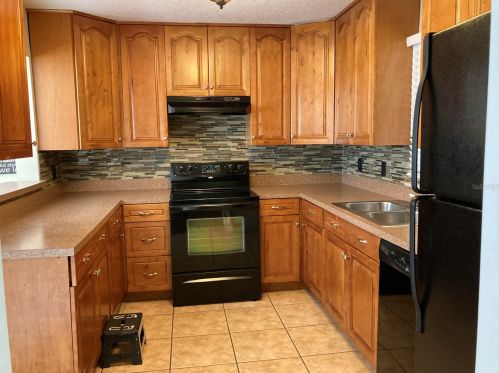 821 Catalina Dr, Sanford FL  32771-3506 exterior