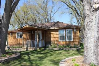 303 Longfellow St, Minneapolis, MN 55432-1652