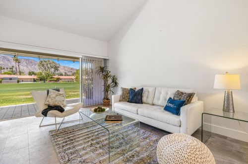 49131 Washington St, La Quinta CA  92253-2214 exterior