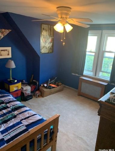 1233 5th St, Babylon NY  11704-4535 exterior