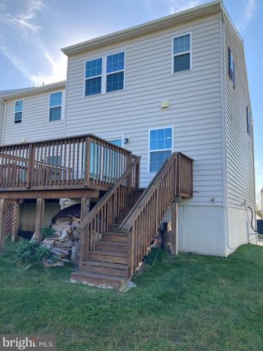 88 Green View Dr, Pottstown PA  19464-7503 exterior