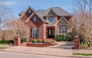 1042 Walnut Bend Ln, Brentwood, TN 37027-8956