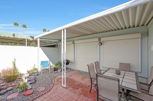 13448 100 Ave, Sun City AZ  85351-2854 exterior