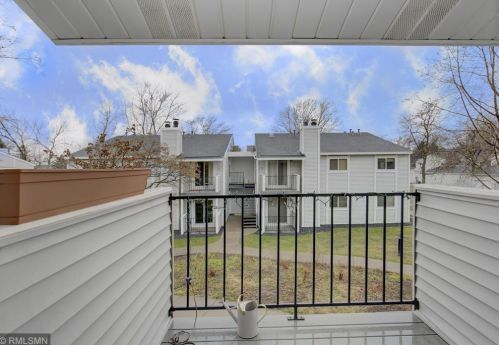 1713 Fulham St, Saint Paul MN  55113-5250 exterior