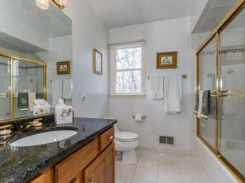 7 Mill Creek Rd, Sparta NJ  07871-3858 exterior