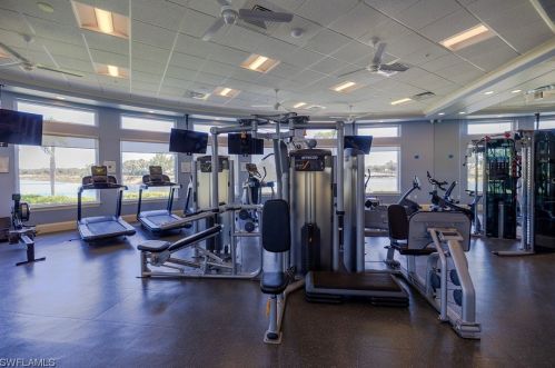 23230 Copperleaf Blvd, Bonita Springs FL 34135-8138 exterior