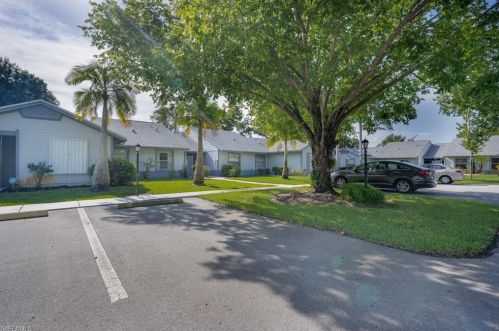 10599 Roxbury Ct, Lehigh Acres, FL 33936-7260