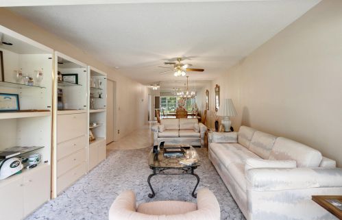 1131 Calamondin Ter, Delray Beach, FL 33445-6109