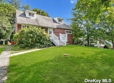 48 Eugene Dr, San Remo, NY 11754-4717