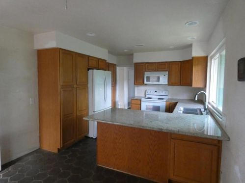 19515 Japatul Rd, Alpine CA  91901-3412 exterior