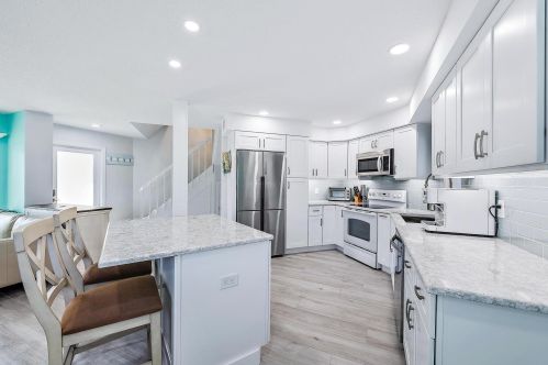 258 Seabreeze Cir, Jupiter FL  33477-6416 exterior