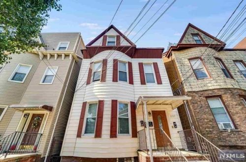 221 Jane St, Union City NJ  07086-5719 exterior