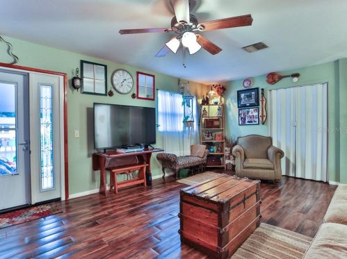 850 Temple Ave, Orange City FL  32763-4760 exterior