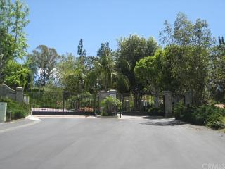 365 Ramsgate Dr, Anaheim, CA 92807-4008