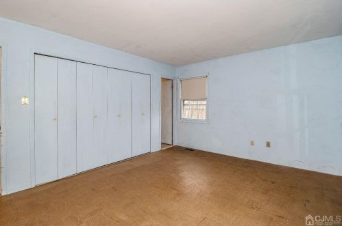 4 Cymbeline Dr, Old Bridge NJ  08857-2704 exterior