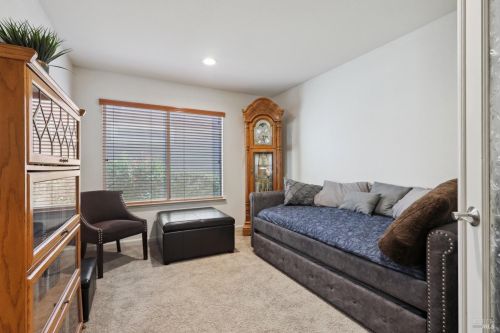 720 Livingston Pl, Rio Vista CA  94571-5116 exterior