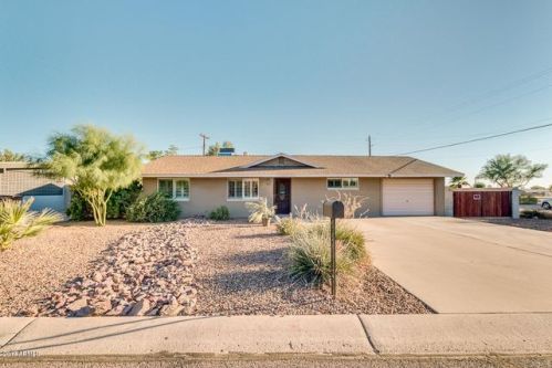 6707 Butte St, Mesa, AZ 85205-8415