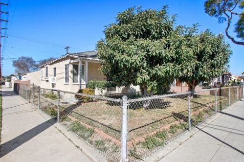 9643 Bryson Ave, South Gate, CA 90280-5049