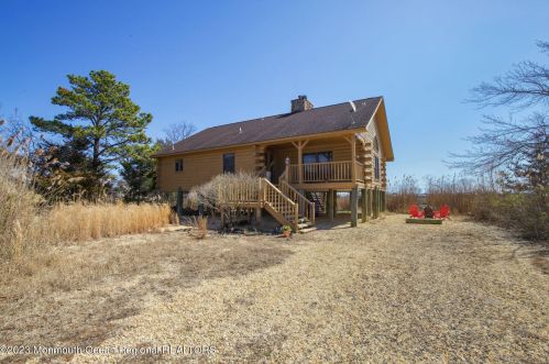 29 Gale Rd, Bricktown, NJ 08723-5862