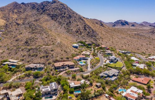 4462 Mockingbird Ln, Scottsdale, AZ 85253-2400