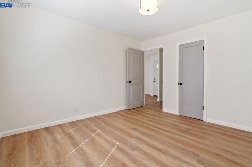 3401 Dakota St, Oakland CA 94602-3801 exterior