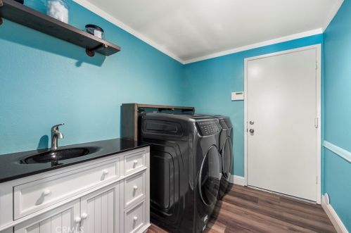 4370 Rocky Point Rd, Anaheim CA  92807-3420 exterior