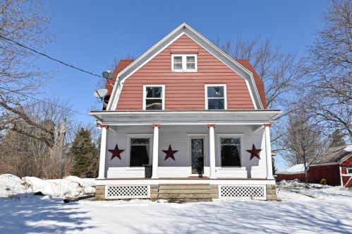 21100 Washington Ave, Kansasville, WI 53139-9535