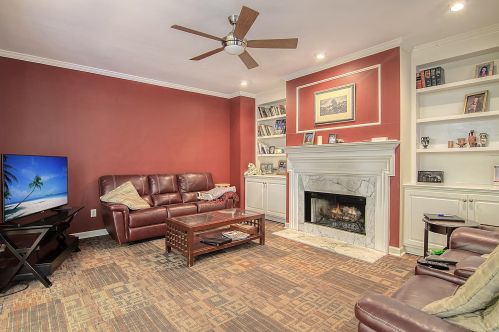 200 Oak Pt Lndg Dr, Mount Pleasant SC  29464-6283 exterior