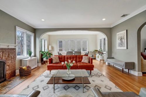 380 Summit Ave, Mount Vernon NY  10552-2206 exterior