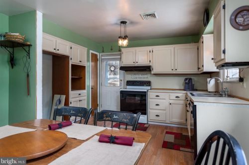 476 Belmont St, Pottstown PA 19464-5125 exterior