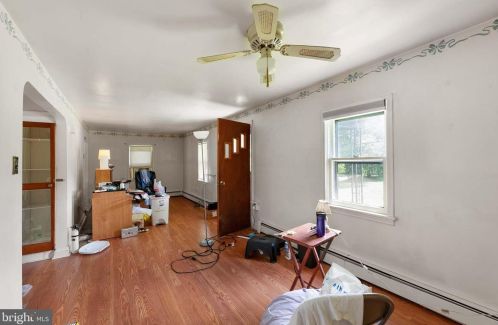 17 Coolidge Ave, Pottstown, PA 19464-1815